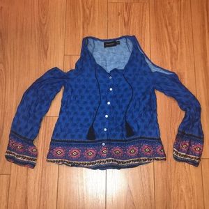 NWOT MINKPINK Open Shoulder Long Sleeve Blouse